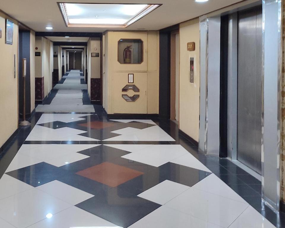 The New Benakutai 3* Balikpapan (Borneo)